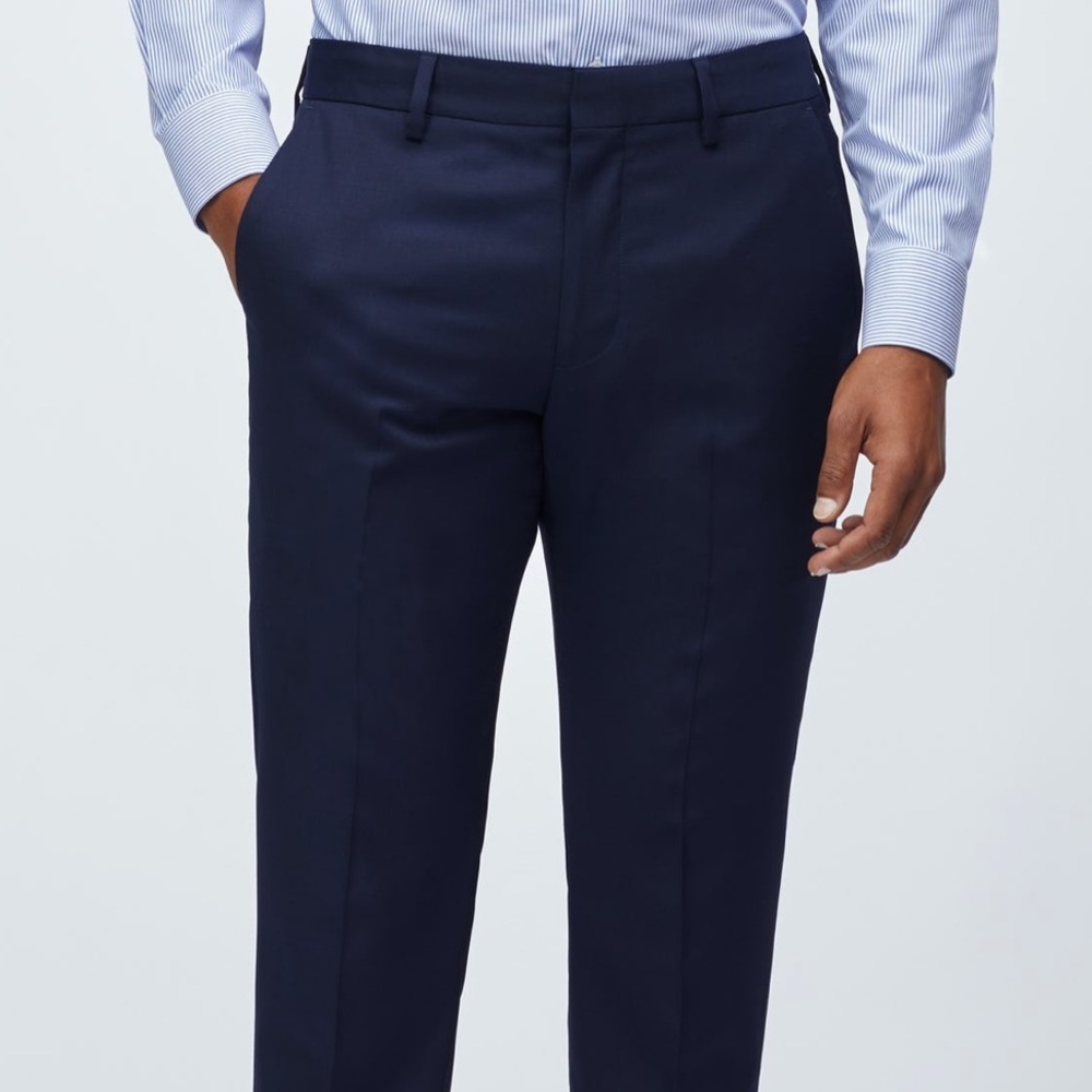 Bonobos 34x30 Men’s Navy Tailored Fit Suit Pants - FEELS like 32x30. Skinny